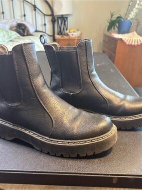 Women’s Sincerely Jules Size 8 Chelsea Boot Hippie Leather Black Platform